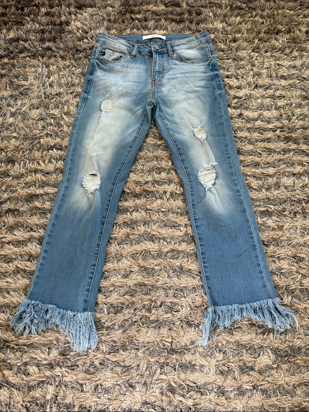 New! KanCan Light Wash Distressed Wide Leg Jeans with Frayed Hem Size 25